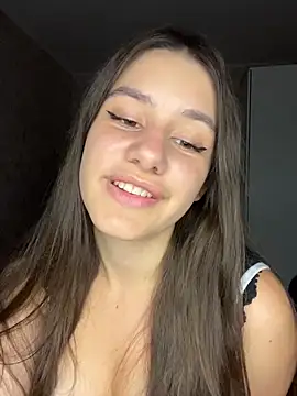 Selena Mur  online show from July 13, 2026, 6:00 pm