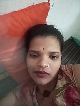 Snapshot of Student_garl_1 chatting on May 31, 2026, 2:35 pm Student garl 1 online show from May 31, 2026, 2:35 pm