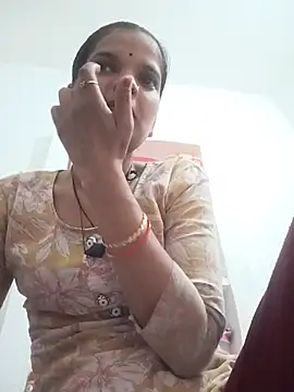 Snapshot of Student_garl_1 chatting on July 3, 2026, 11:38 am Student garl 1 online show from July 3, 2026, 11:38 am