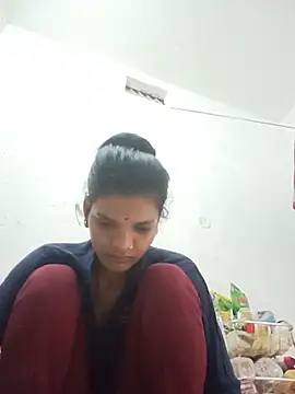 Snapshot of Student_garl_1 chatting on July 16, 2026, 1:44 am Student garl 1 online show from July 16, 2026, 1:44 am