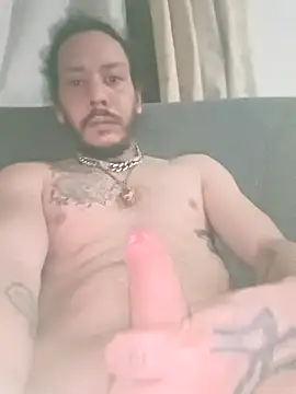 mettiu29 online show from May 5, 2026, 1:24 am