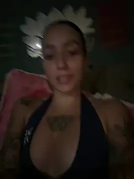 MartinadeCaxias online show from May 16, 2026, 8:18 pm