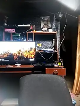 Snapshot of demoni0802 chatting on May 13, 2026, 5:38 am demoni0802 online show from May 13, 2026, 5:38 am