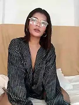 Snapshot of charlene_pretty chatting on June 14, 2026, 5:09 am charlene pretty online show from June 14, 2026, 5:09 am