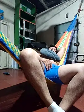 Andres4x online show from May 5, 2026, 5:04 am