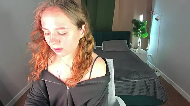 Vicki Milles online show from July 28, 2026, 3:21 pm