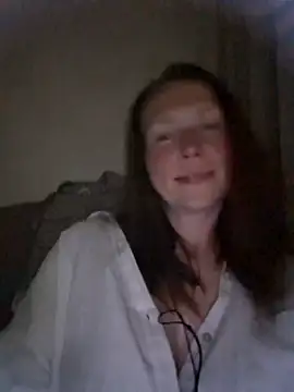 Snapshot of MillaSmileX chatting on May 15, 2026, 5:42 pm MillaSmileX online show from May 15, 2026, 5:42 pm