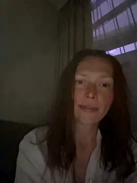 Snapshot of MillaSmileX chatting on May 19, 2026, 6:14 pm MillaSmileX online show from May 19, 2026, 6:14 pm