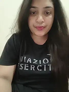 Snapshot of Joya-02 chatting on June 24, 2026, 9:25 pm Joya-02 online show from June 24, 2026, 9:25 pm