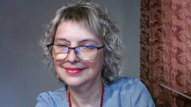 ElizabethGorden online show from June 12, 2026, 1:10 pm