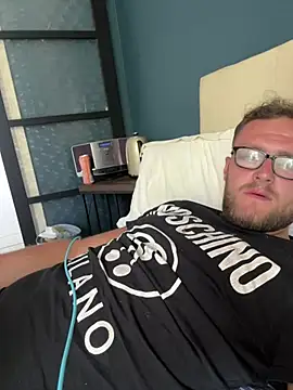 Snapshot of kaiboulton chatting on July 12, 2026, 4:31 pm kaiboulton online show from July 12, 2026, 4:31 pm