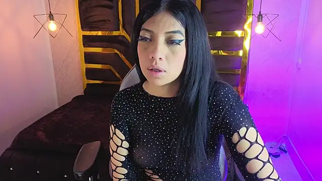Ey Im simone  online show from July 15, 2026, 12:21 pm