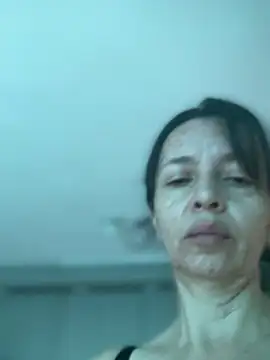 Soy Camila8 online show from May 15, 2026, 12:23 pm