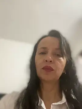 Soy Camila8 online show from May 18, 2026, 10:26 pm