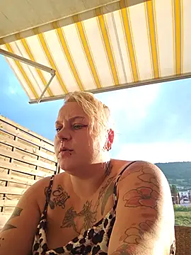 Snapshot of Lady_Peggi chatting on August 5, 2026, 5:49 pm Lady Peggi online show from August 5, 2026, 5:49 pm