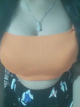 Rosy-Girll online show from May 18, 2026, 4:13 pm