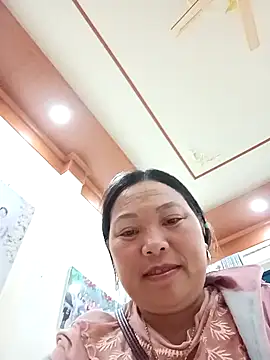 YeuAnhbigcock online show from May 4, 2026, 3:41 pm