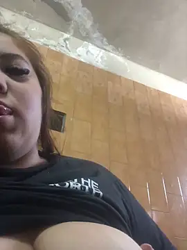 Snapshot of alexaparedes00 chatting on May 24, 2026, 3:50 pm alexaparedes00 online show from May 24, 2026, 3:50 pm