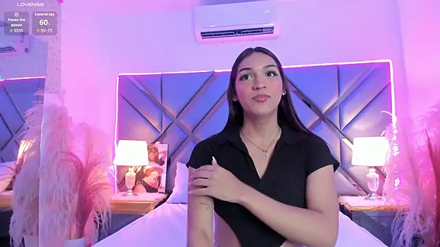 MadisonHerrera online show from May 9, 2026, 6:57 pm