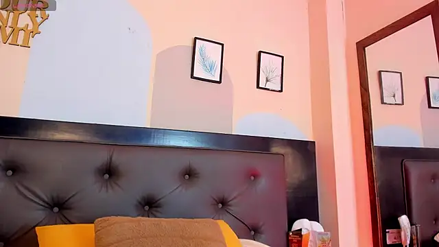 Snapshot of Boy_Mathew chatting on May 10, 2026, 12:32 pm Boy Mathew online show from May 10, 2026, 12:32 pm