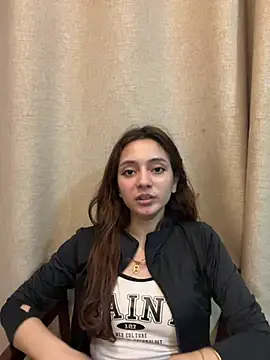 Snapshot of Lilywant chatting on June 1, 2026, 3:36 pm Lilywant online show from June 1, 2026, 3:36 pm