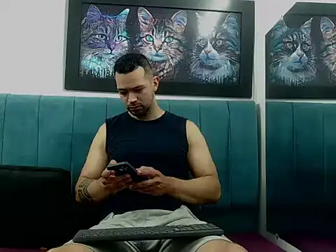javi cock20 online show from May 5, 2026, 11:40 am