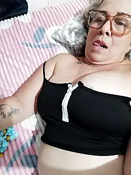 Snapshot of chanelsexx chatting on May 22, 2026, 3:35 am chanelsexx online show from May 22, 2026, 3:35 am