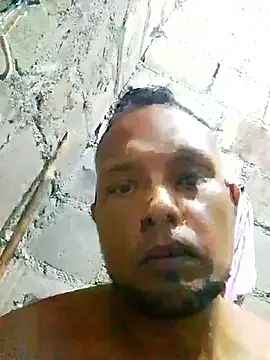 javier170ooo online show from May 20, 2026, 1:56 am