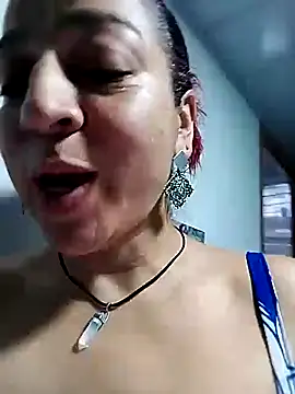 Snapshot of Tumilf chatting on June 7, 2026, 12:42 pm Tumilf online show from June 7, 2026, 12:42 pm