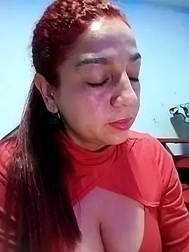 Snapshot of Tumilf chatting on June 11, 2026, 12:32 am Tumilf online show from June 11, 2026, 12:32 am