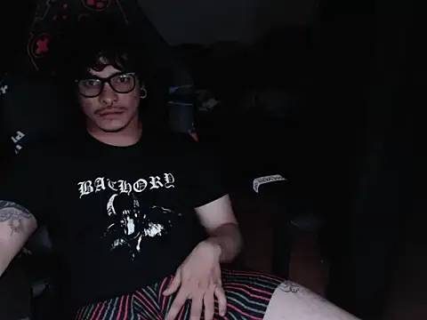 lilgothboy online show from June 2, 2026, 5:53 am