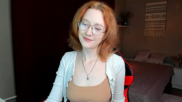 Snapshot of LunaTerry chatting on May 20, 2026, 7:58 am LunaTerry online show from May 20, 2026, 7:58 am