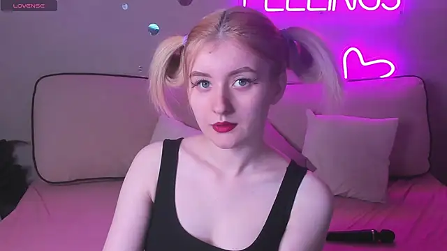 Diiana Daviis online show from May 24, 2026, 12:59 am