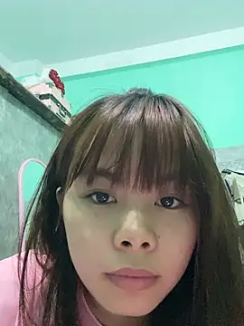 Snapshot of Cry_sexy chatting on May 5, 2026, 2:36 pm Cry sexy online show from May 5, 2026, 2:36 pm