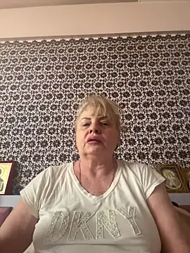 AnastasiaGrey777 online show from May 28, 2026, 6:32 am