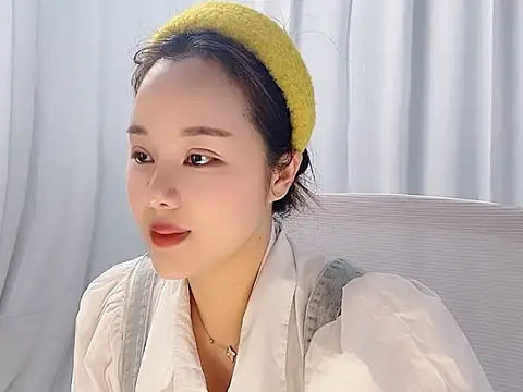 Snapshot of Qingqing19 chatting on May 11, 2026, 2:28 am Qingqing19 online show from May 11, 2026, 2:28 am