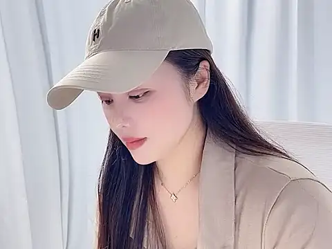 Snapshot of Qingqing19 chatting on May 16, 2026, 2:19 am Qingqing19 online show from May 16, 2026, 2:19 am