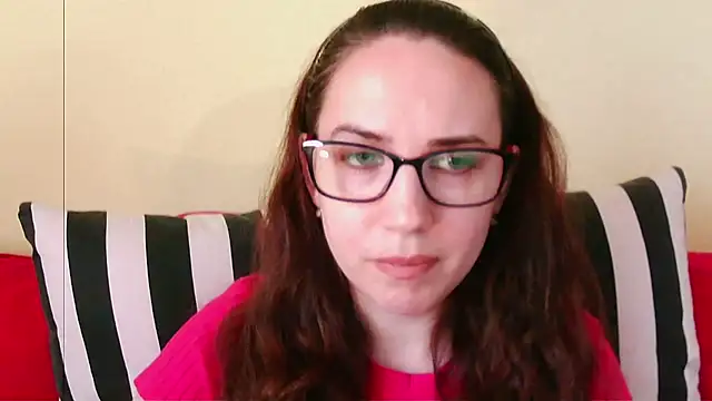 Snapshot of EmilyHotAngel chatting on June 9, 2026, 2:17 pm EmilyHotAngel online show from June 9, 2026, 2:17 pm