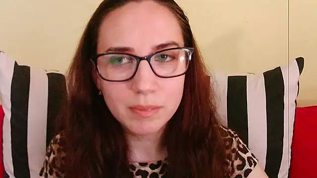 Snapshot of EmilyHotAngel chatting on June 10, 2026, 1:21 pm EmilyHotAngel online show from June 10, 2026, 1:21 pm