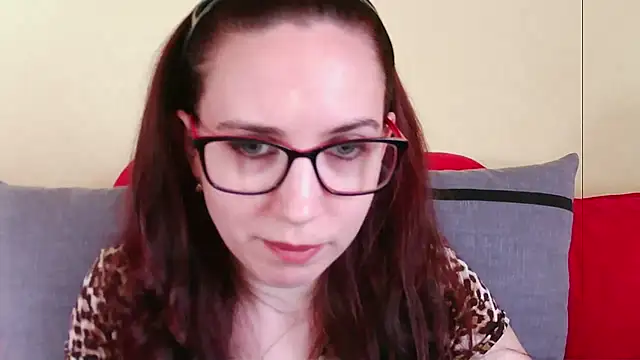 Snapshot of EmilyHotAngel chatting on July 22, 2026, 2:20 pm EmilyHotAngel online show from July 22, 2026, 2:20 pm