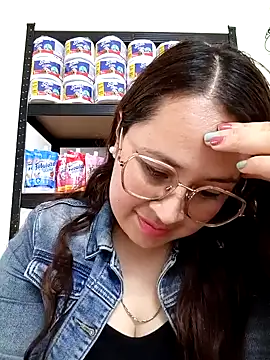 VANESSA  28 online show from May 14, 2026, 12:45 pm
