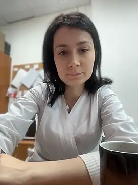 MissElya online show from May 24, 2026, 1:49 pm