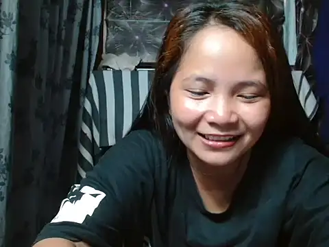 Snapshot of Lenasis chatting on May 11, 2026, 8:31 am Lenasis online show from May 11, 2026, 8:31 am