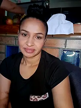 mell0102 online show from July 22, 2026, 11:57 am