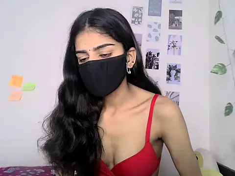 SASSY  BABY  online show from May 8, 2026, 5:57 am
