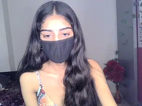 SASSY  BABY  online show from May 19, 2026, 5:36 am