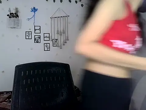 SASSY  BABY  online show from May 28, 2026, 6:16 pm