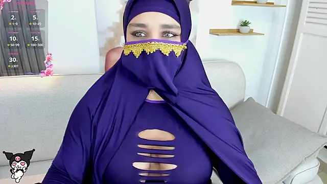 Snapshot of Salma_farouk chatting on May 6, 2026, 5:57 am Salma farouk online show from May 6, 2026, 5:57 am