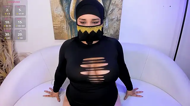 Snapshot of Salma_farouk chatting on July 16, 2026, 5:13 am Salma farouk online show from July 16, 2026, 5:13 am