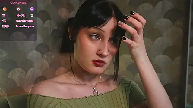 Snapshot of VelvetLily_ chatting on May 16, 2026, 9:13 pm VelvetLily online show from May 16, 2026, 9:13 pm